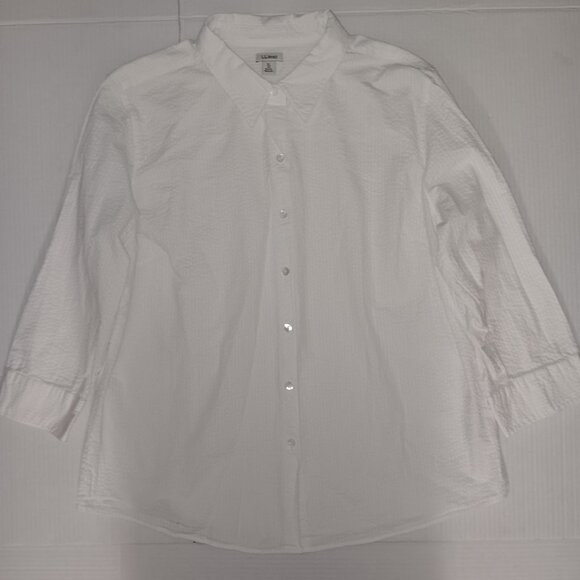 L.L.BEAN Tops - L.L.BEAN DOT EMBROIDERED BUTTON UP SHIRT